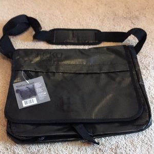 Ecko by Marc Ecko Black messenger bag, NWT